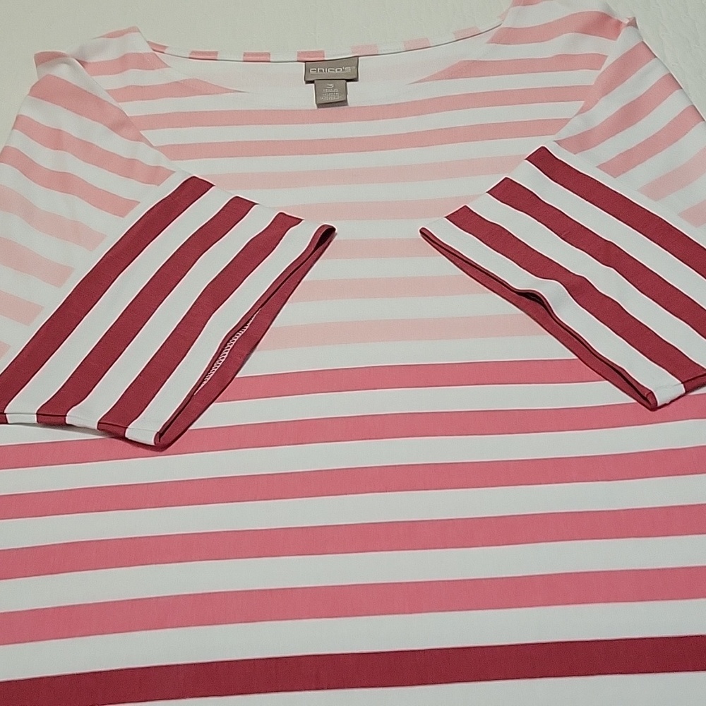 Like new, worn once, dry cleaned top. Chico's brand, variegated pink colors - Picture 5 of 5